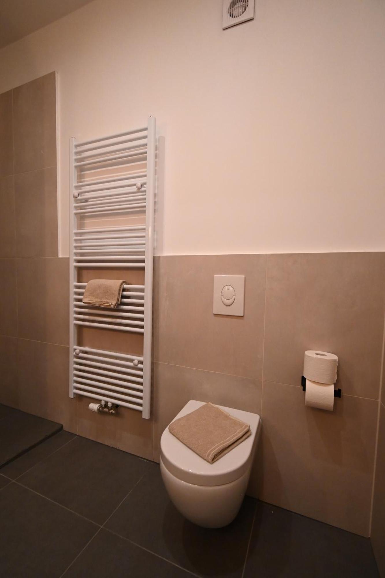Stilvolle Wohnung In Wilmersdorf Βερολίνο Εξωτερικό φωτογραφία